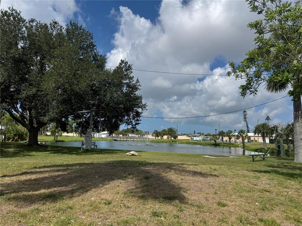 For Sale: $90,000 (2 beds, 1 baths, 564 Square Feet)