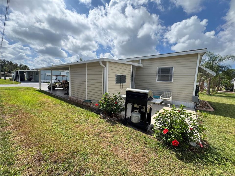 For Sale: $90,000 (2 beds, 1 baths, 564 Square Feet)