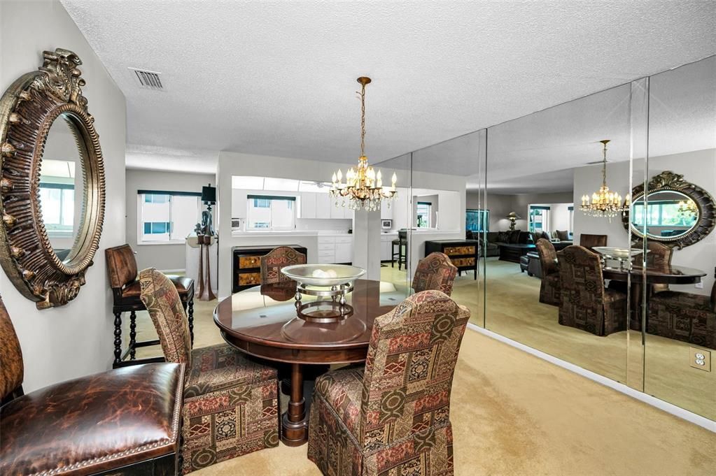 For Sale: $450,000 (2 beds, 2 baths, 1565 Square Feet)