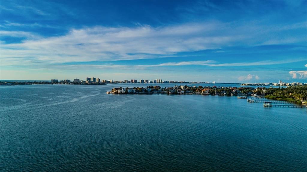 Active With Contract: $250,000 (1 beds, 2 baths, 1050 Square Feet)