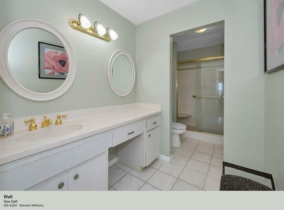 Active With Contract: $250,000 (1 beds, 2 baths, 1050 Square Feet)
