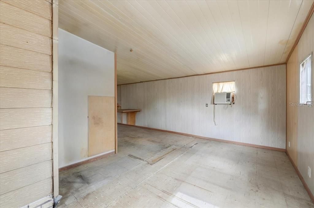 На продажу: $155,000 (2 спален, 3 ванн, 1248 Квадратных фут)