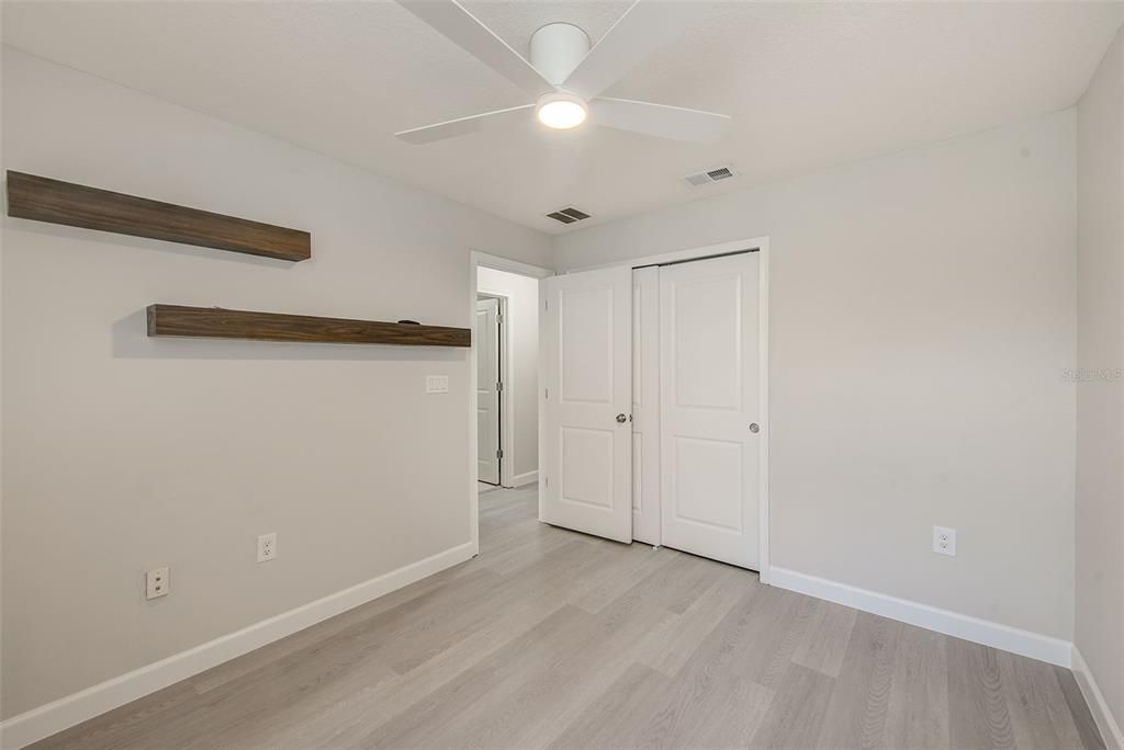 For Sale: $320,000 (3 beds, 2 baths, 1600 Square Feet)