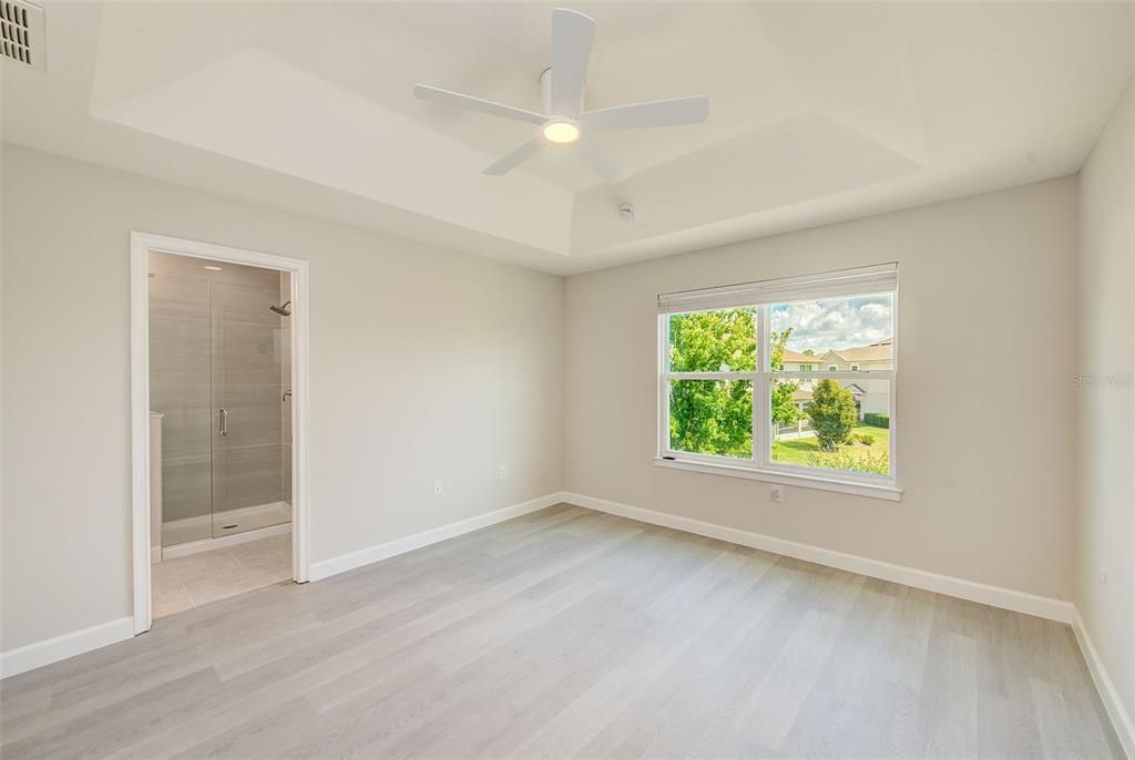 For Sale: $320,000 (3 beds, 2 baths, 1600 Square Feet)