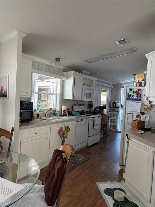 En Venta: $185,000 (2 camas, 2 baños, 1170 Pies cuadrados)