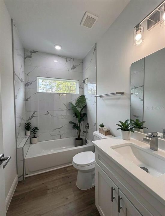 Active With Contract: $2,000 (4 beds, 2 baths, 1833 Square Feet)