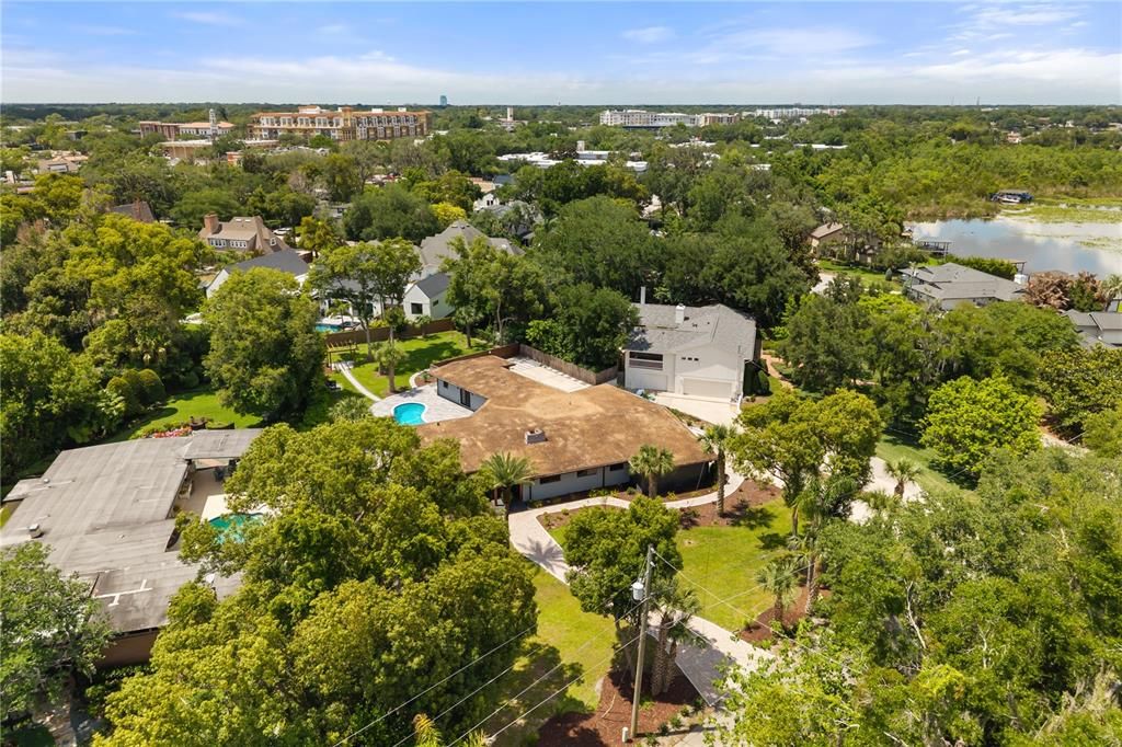 For Sale: $1,650,000 (5 beds, 2 baths, 3400 Square Feet)