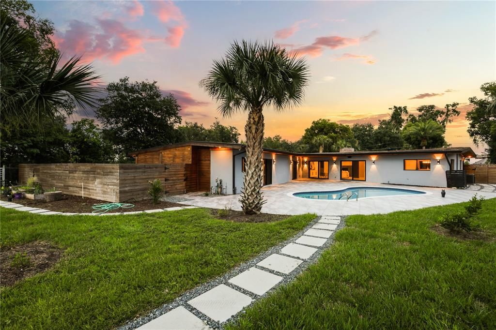 For Sale: $1,650,000 (5 beds, 2 baths, 3400 Square Feet)