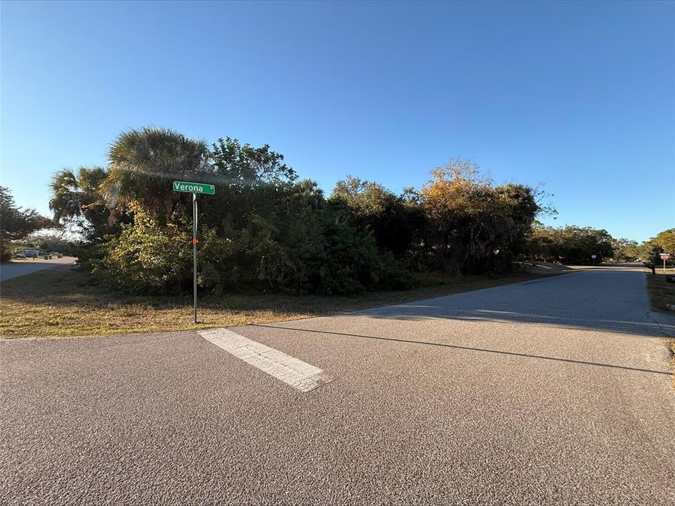 En Venta: $34,900 (0.33 acres)