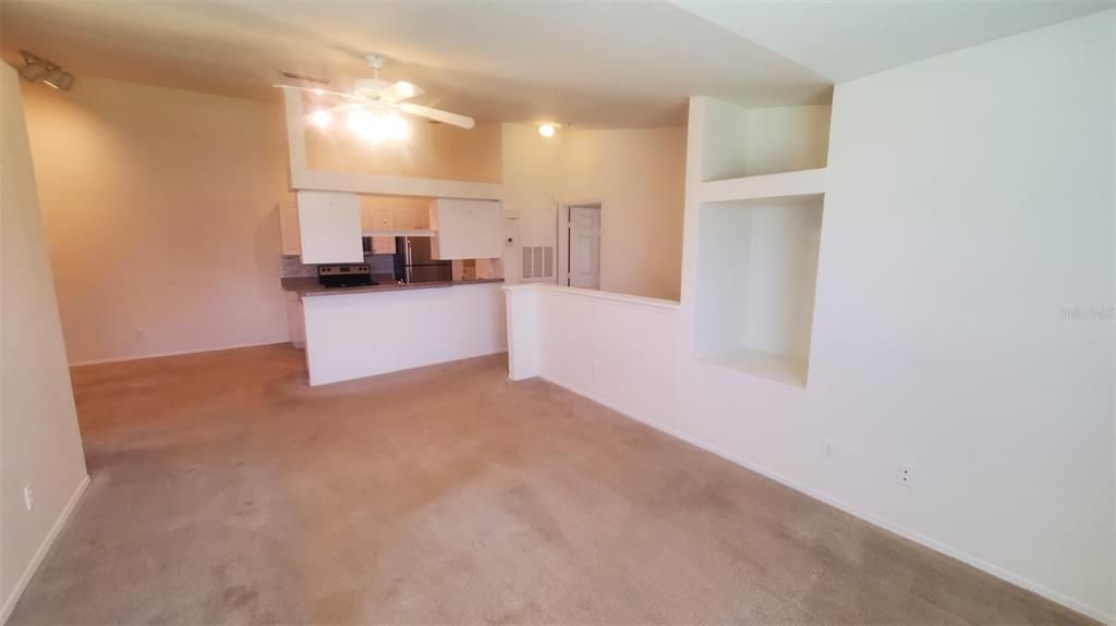 For Rent: $1,775 (3 beds, 2 baths, 1278 Square Feet)