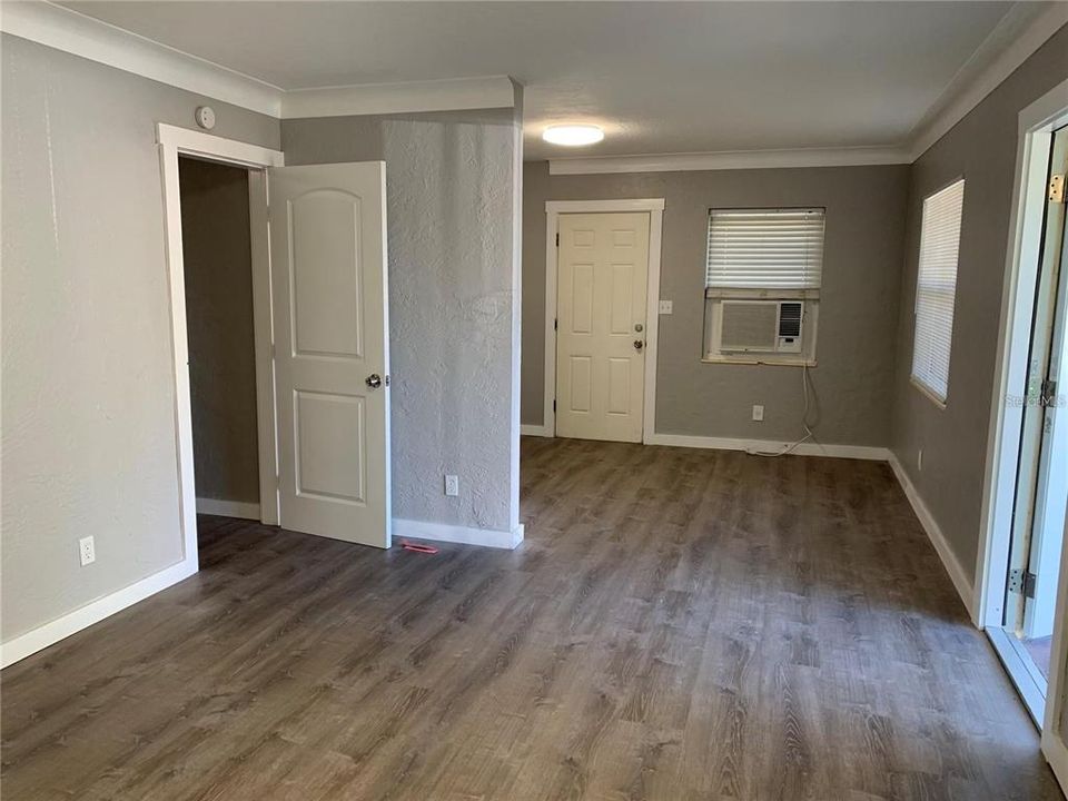 В аренду: $1,350 (1 спален, 1 ванн, 648 Квадратных фут)