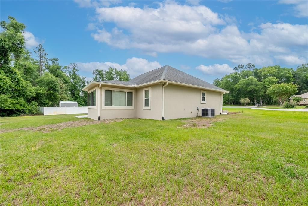 For Sale: $375,000 (3 beds, 2 baths, 1794 Square Feet)