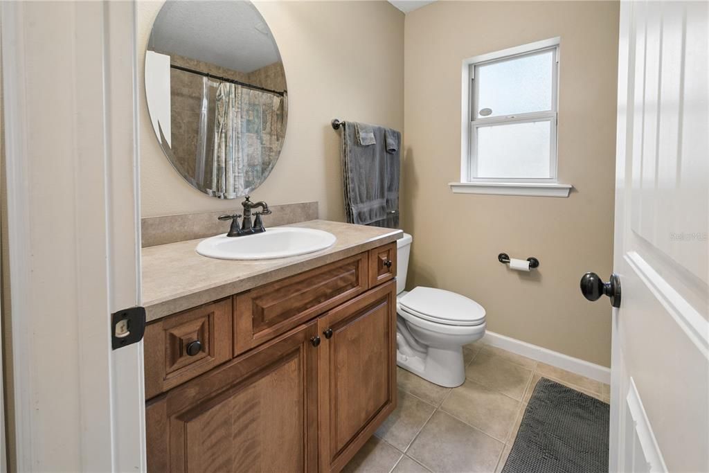 For Sale: $375,000 (3 beds, 2 baths, 1794 Square Feet)