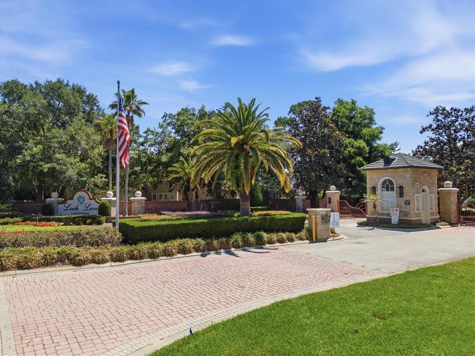 En Venta: $765,000 (4 camas, 2 baños, 2327 Pies cuadrados)