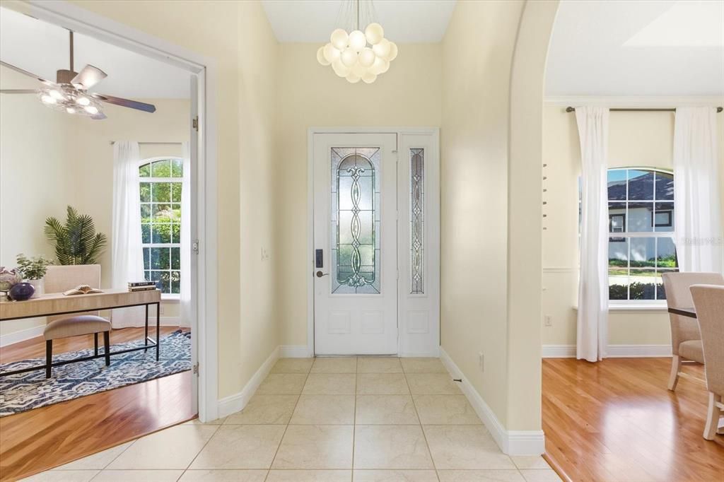 En Venta: $765,000 (4 camas, 2 baños, 2327 Pies cuadrados)