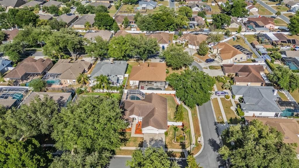 Activo con contrato: $490,000 (4 camas, 3 baños, 2082 Pies cuadrados)