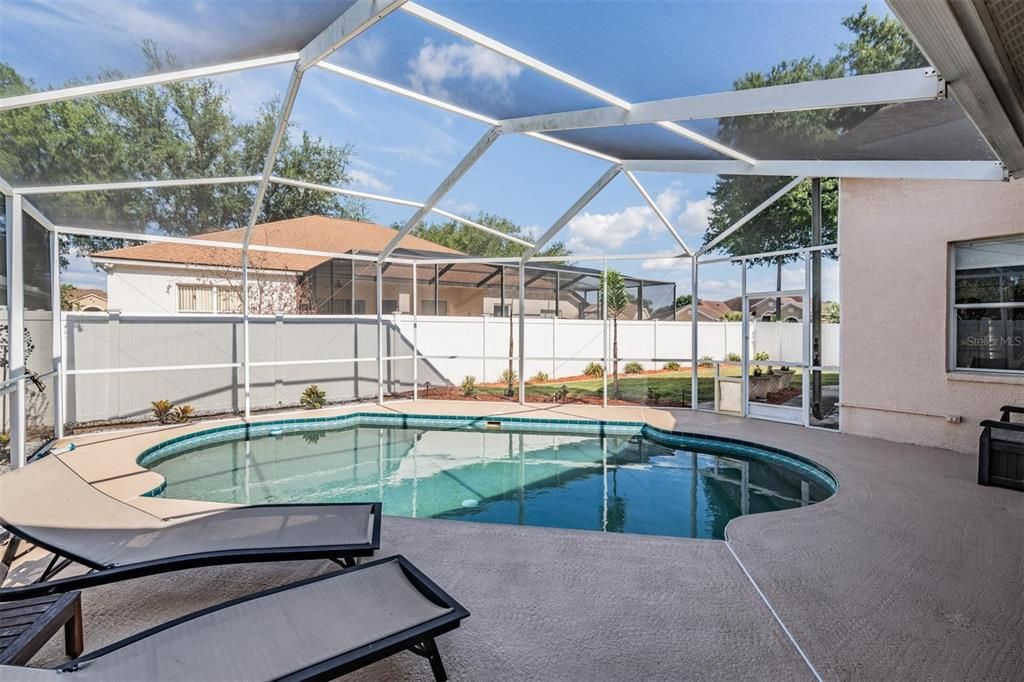 Activo con contrato: $490,000 (4 camas, 3 baños, 2082 Pies cuadrados)