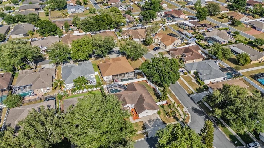 Activo con contrato: $490,000 (4 camas, 3 baños, 2082 Pies cuadrados)