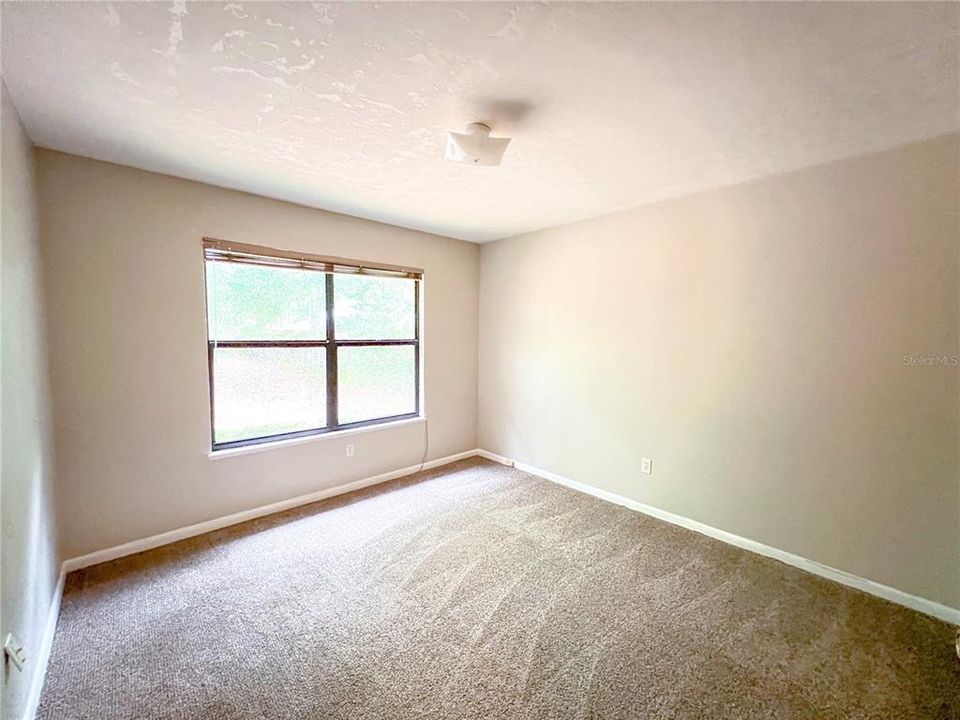 For Rent: $2,150 (3 beds, 2 baths, 1390 Square Feet)