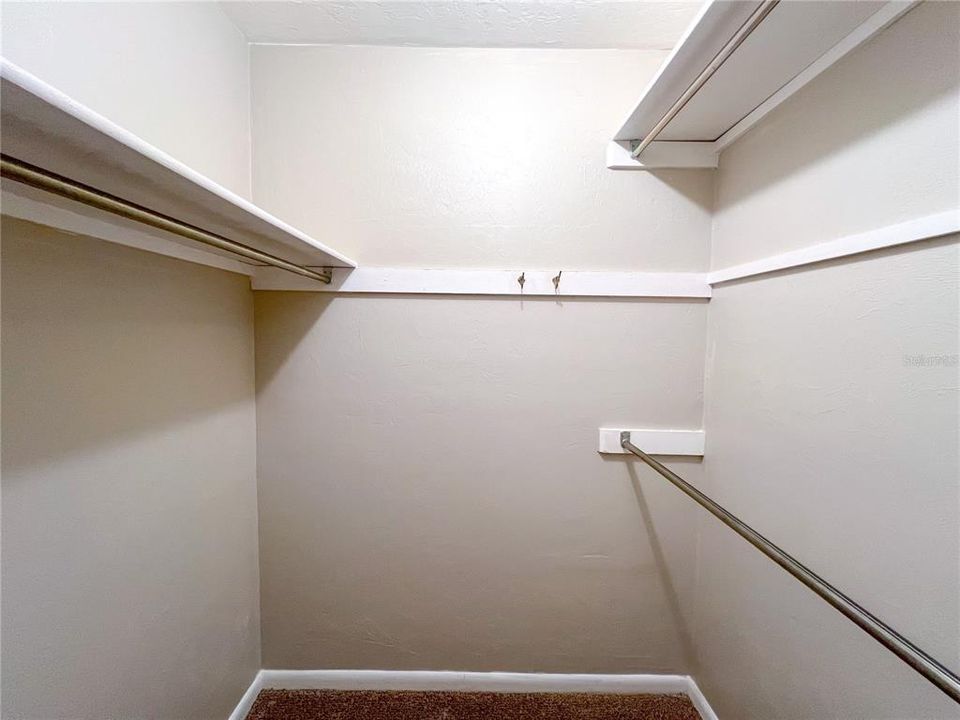 For Rent: $2,150 (3 beds, 2 baths, 1390 Square Feet)