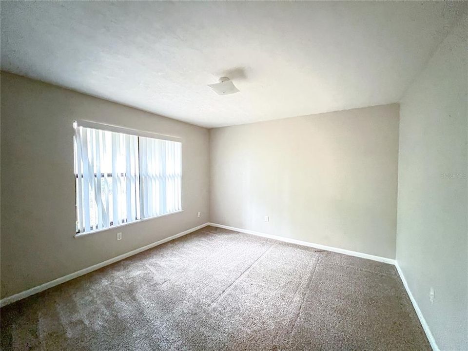 For Rent: $2,150 (3 beds, 2 baths, 1390 Square Feet)