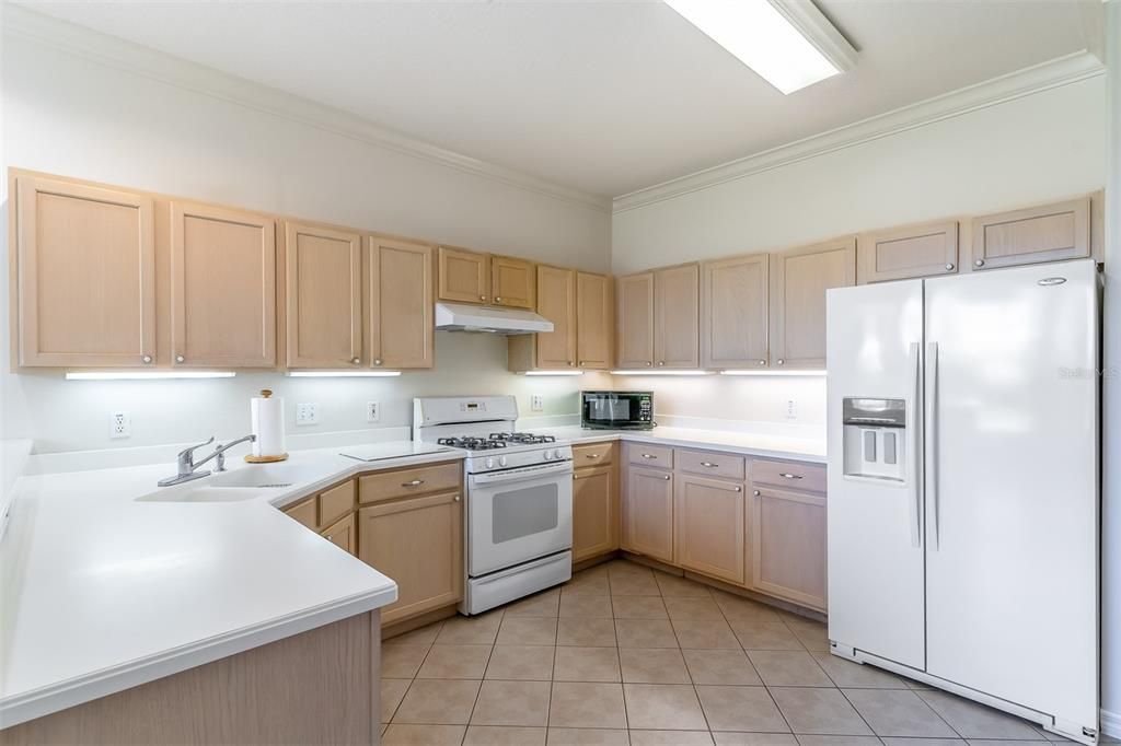 For Sale: $264,900 (3 beds, 2 baths, 1910 Square Feet)