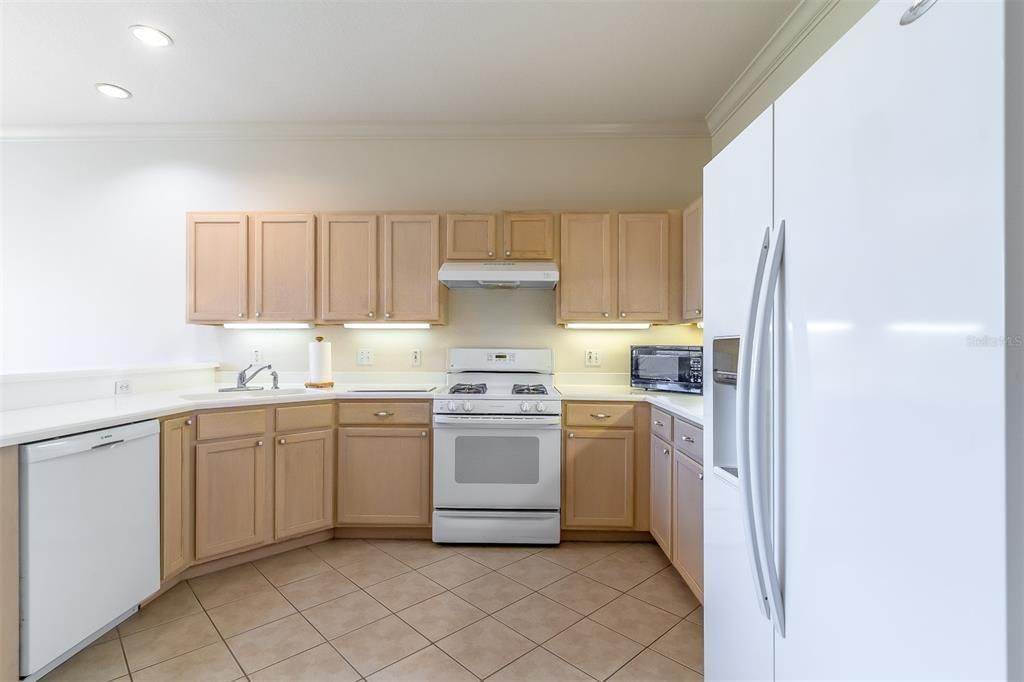 For Sale: $264,900 (3 beds, 2 baths, 1910 Square Feet)