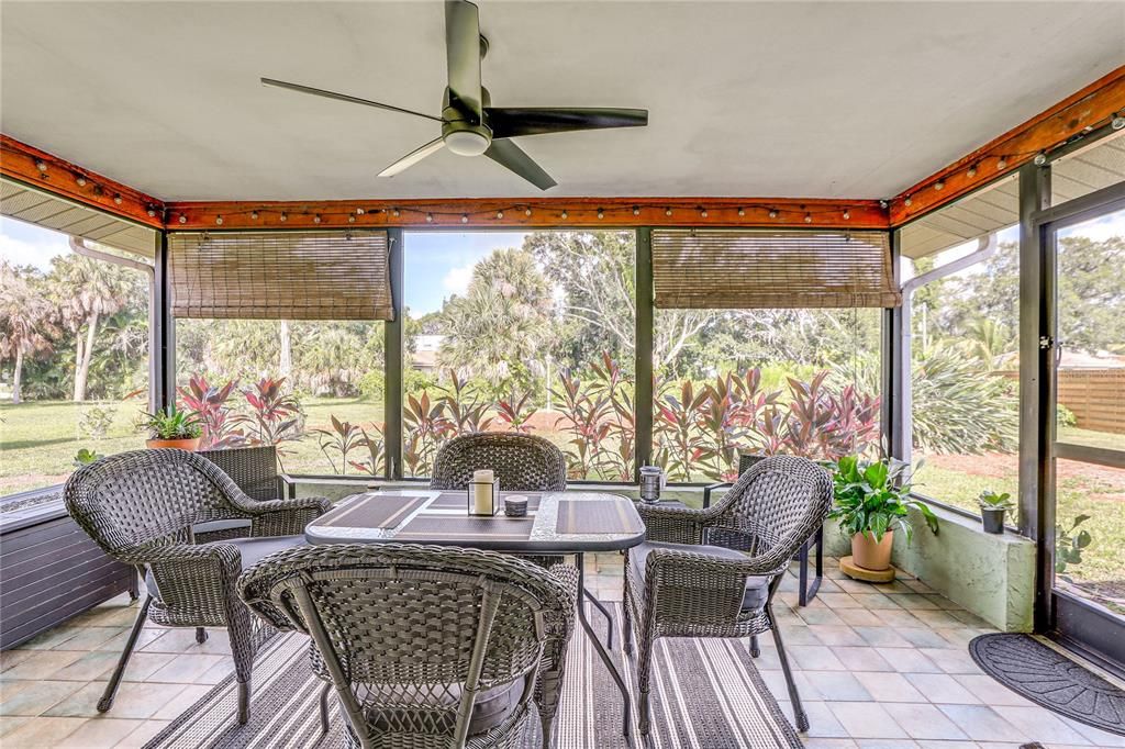 En Venta: $489,900 (2 camas, 2 baños, 1380 Pies cuadrados)