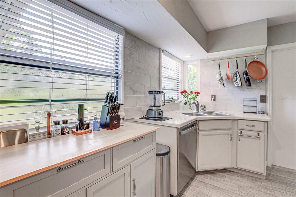En Venta: $489,900 (2 camas, 2 baños, 1380 Pies cuadrados)