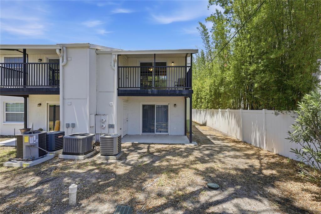 For Sale: $174,900 (1 beds, 1 baths, 680 Square Feet)