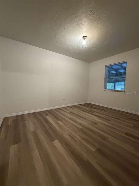 En Renta: $2,000 (4 camas, 3 baños, 1500 Pies cuadrados)