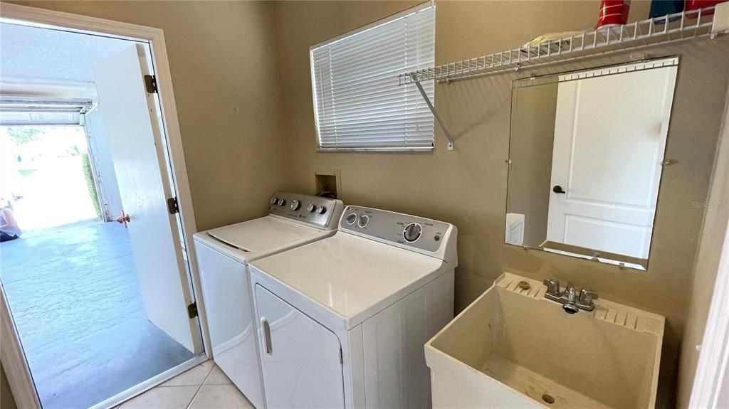 В аренду: $2,900 (2 спален, 2 ванн, 1771 Квадратных фут)