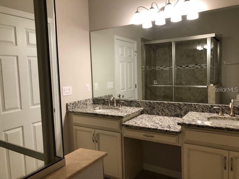 For Rent: $2,400 (2 beds, 2 baths, 1244 Square Feet)
