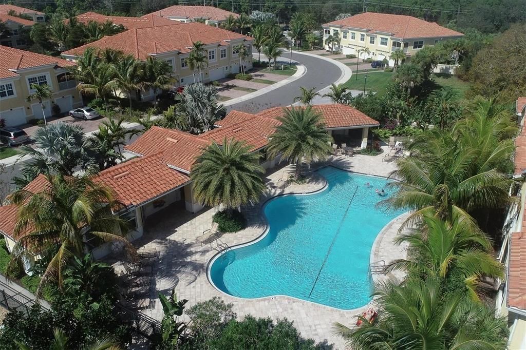 For Rent: $2,400 (2 beds, 2 baths, 1244 Square Feet)