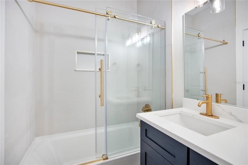 For Sale: $579,000 (3 beds, 2 baths, 1702 Square Feet)