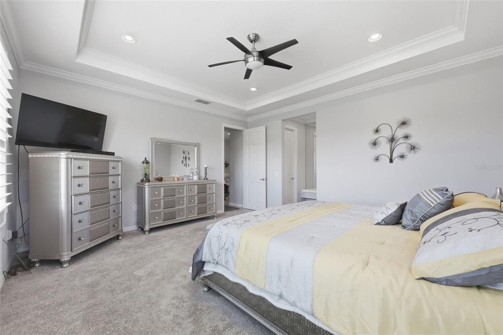 En Venta: $525,000 (4 camas, 3 baños, 2506 Pies cuadrados)