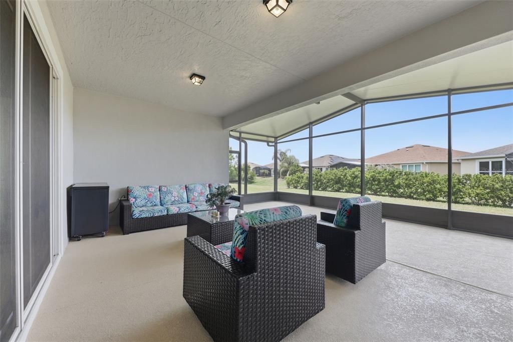 En Venta: $525,000 (4 camas, 3 baños, 2506 Pies cuadrados)