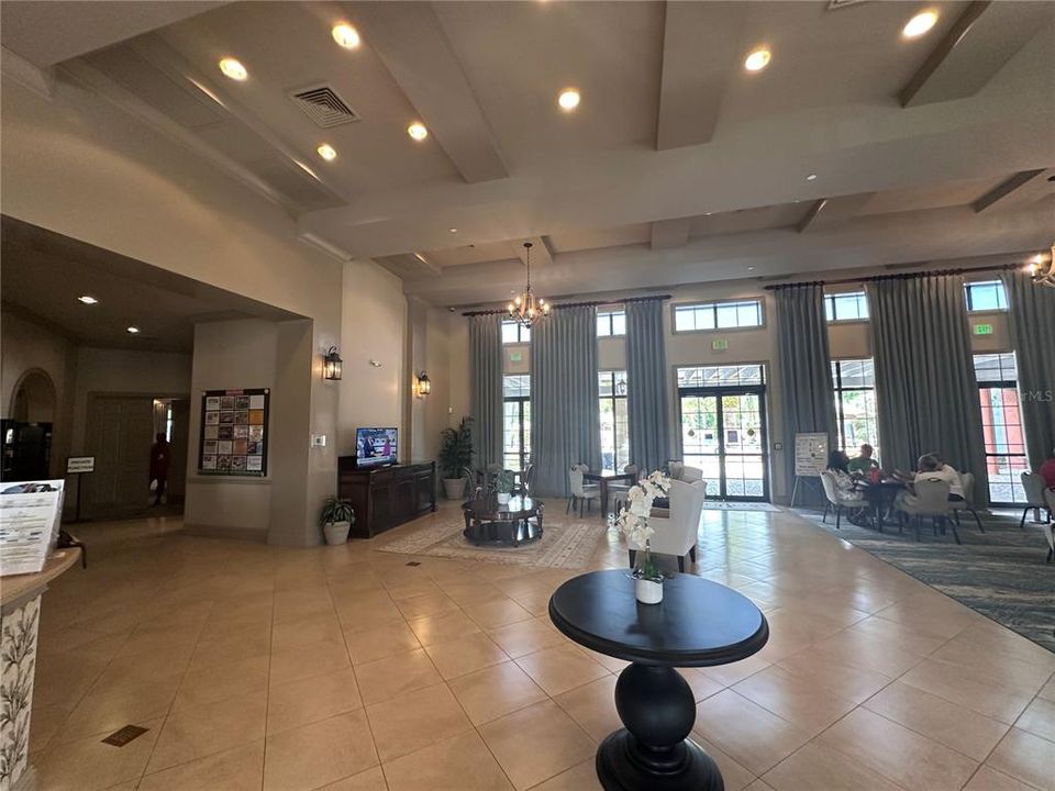 En Venta: $525,000 (4 camas, 3 baños, 2506 Pies cuadrados)
