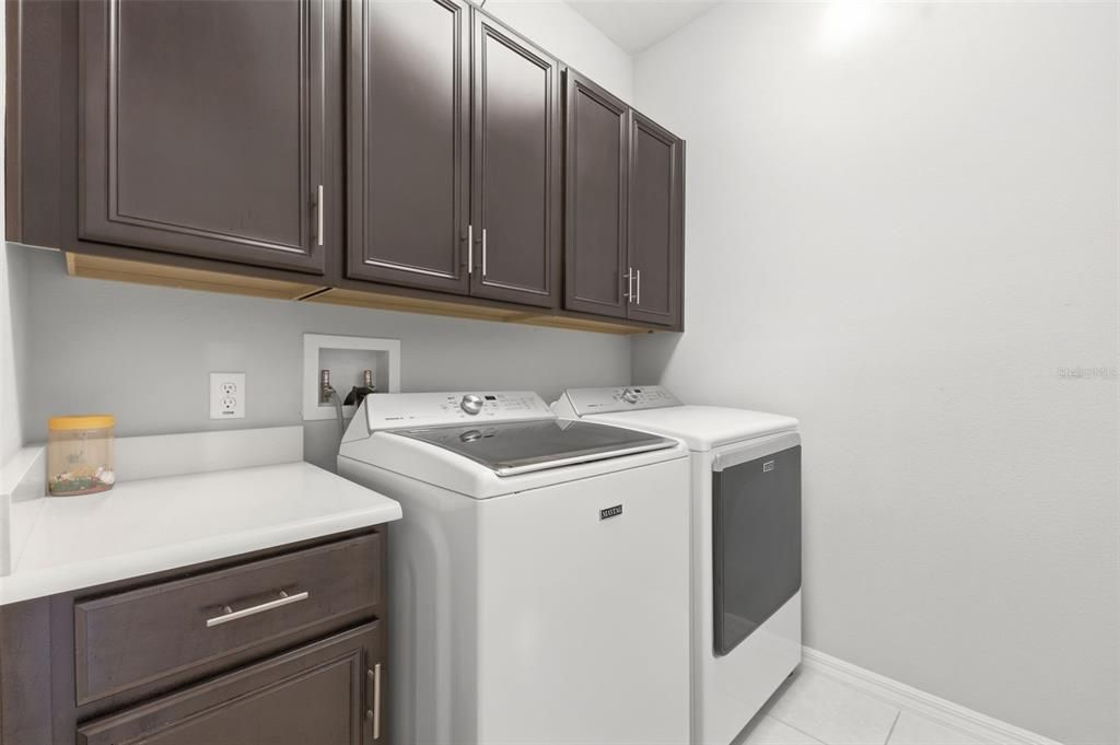 En Venta: $525,000 (4 camas, 3 baños, 2506 Pies cuadrados)
