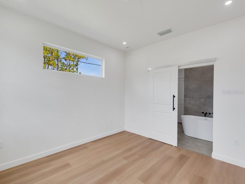 Active With Contract: $399,000 (4 beds, 3 baths, 2144 Square Feet)