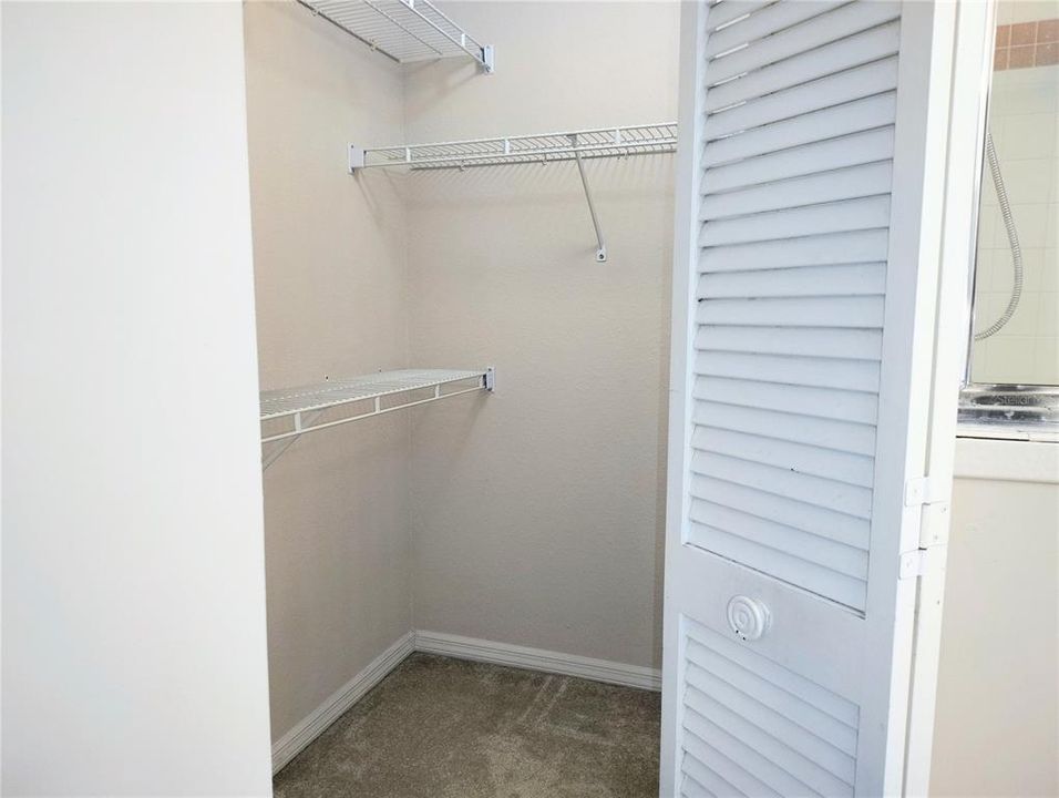 Active With Contract: $249,900 (3 beds, 2 baths, 1592 Square Feet)