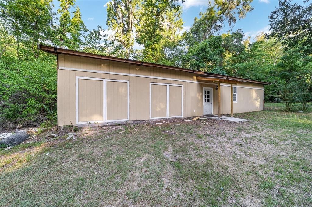 For Sale: $224,900 (3 beds, 2 baths, 1560 Square Feet)