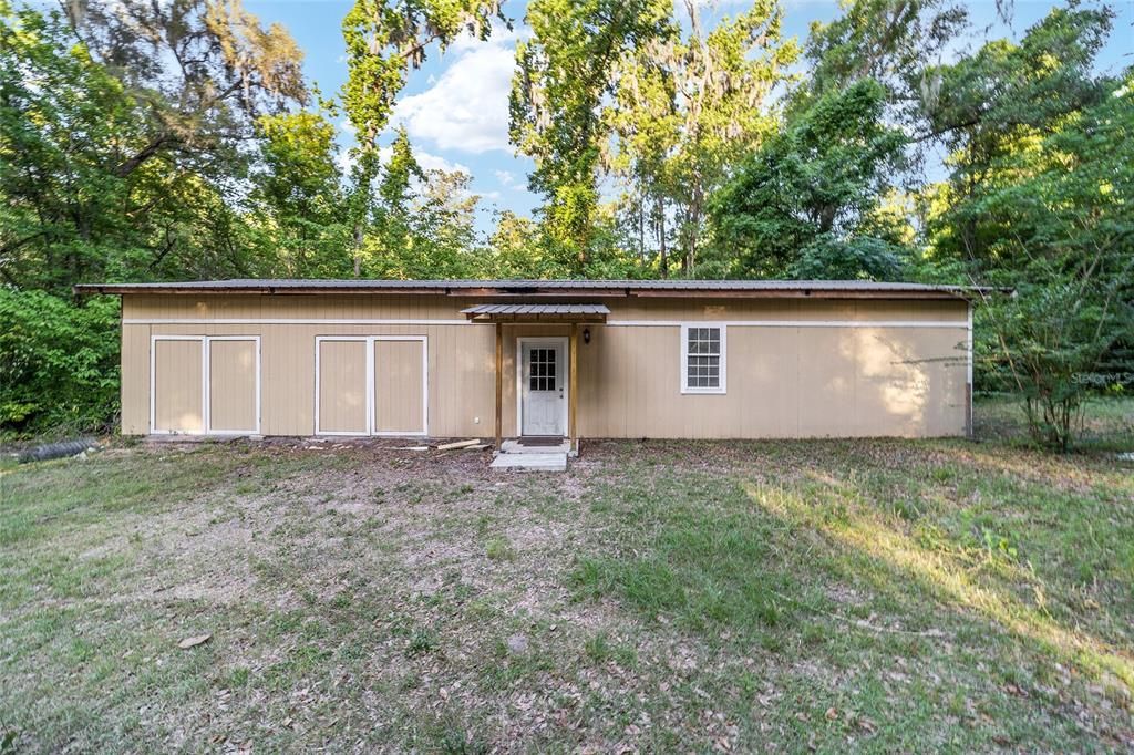 For Sale: $224,900 (3 beds, 2 baths, 1560 Square Feet)