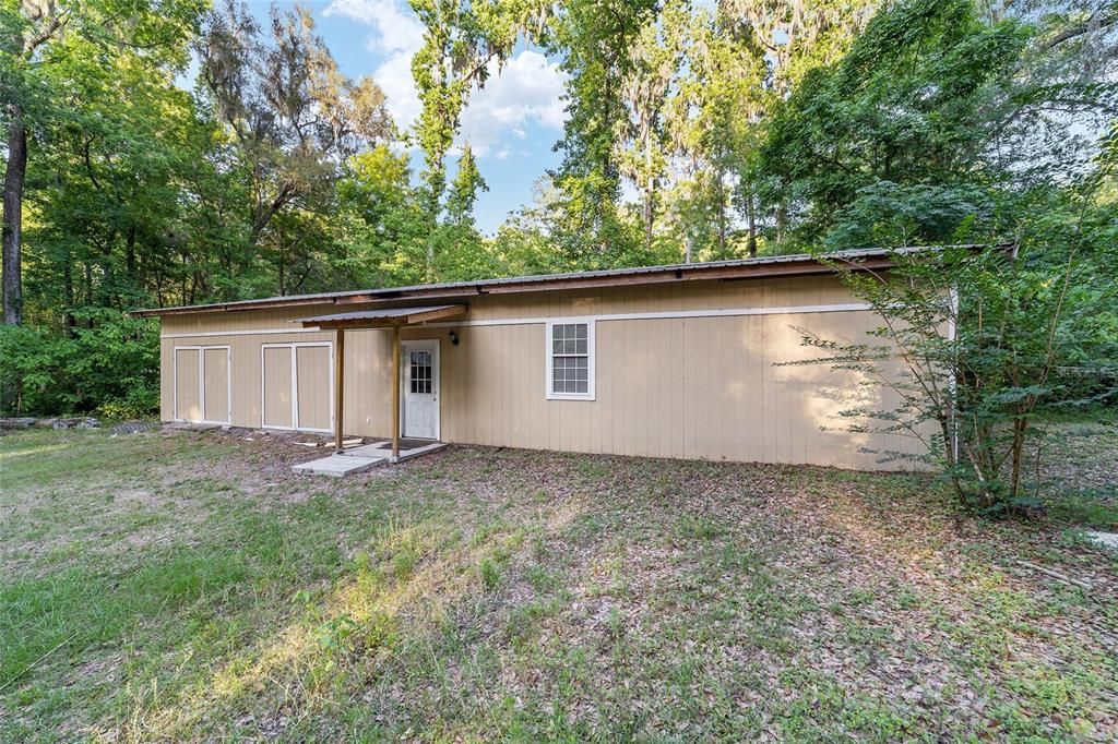 For Sale: $224,900 (3 beds, 2 baths, 1560 Square Feet)