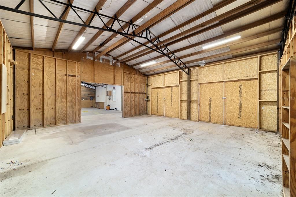 For Sale: $224,900 (3 beds, 2 baths, 1560 Square Feet)