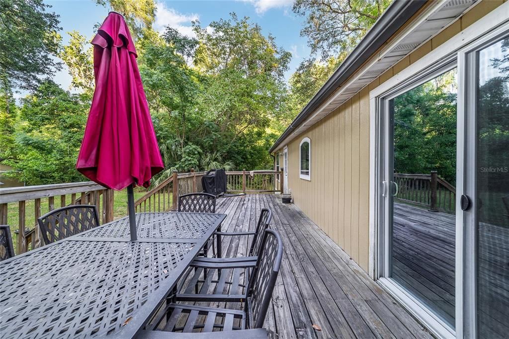 For Sale: $224,900 (3 beds, 2 baths, 1560 Square Feet)