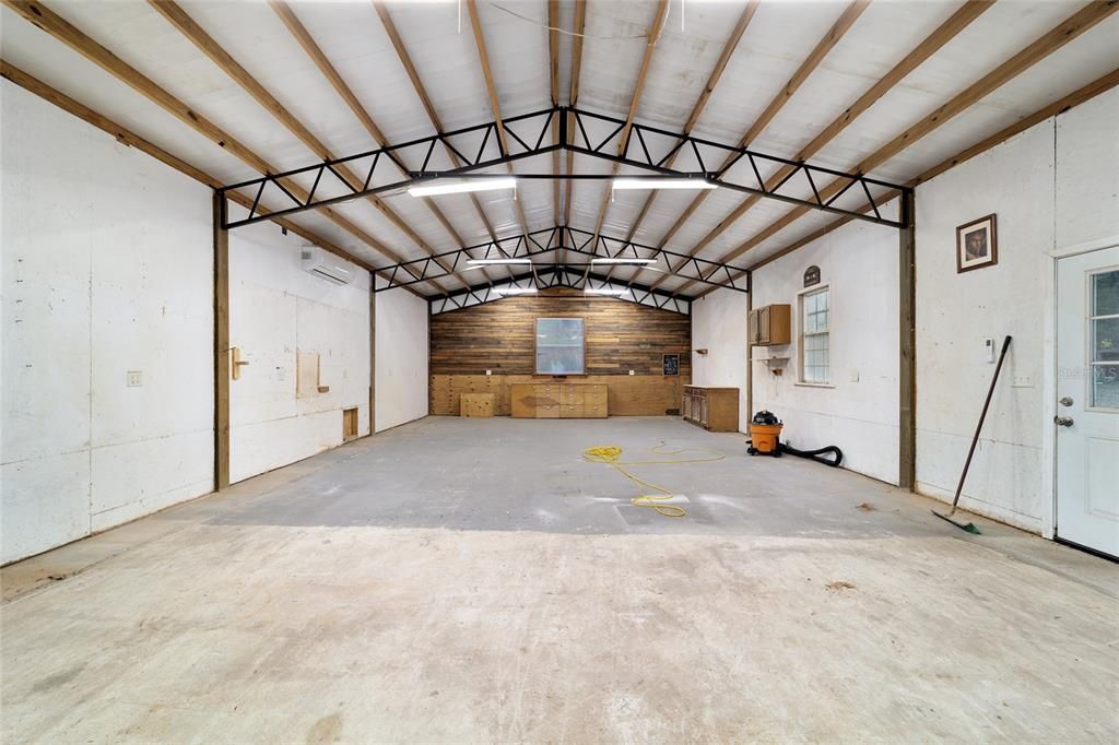 For Sale: $224,900 (3 beds, 2 baths, 1560 Square Feet)