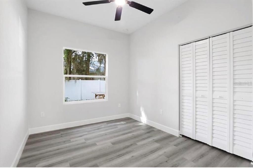 For Sale: $390,000 (3 beds, 2 baths, 1367 Square Feet)