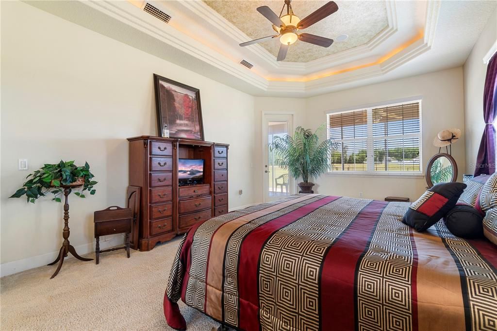 For Sale: $449,900 (3 beds, 2 baths, 2396 Square Feet)