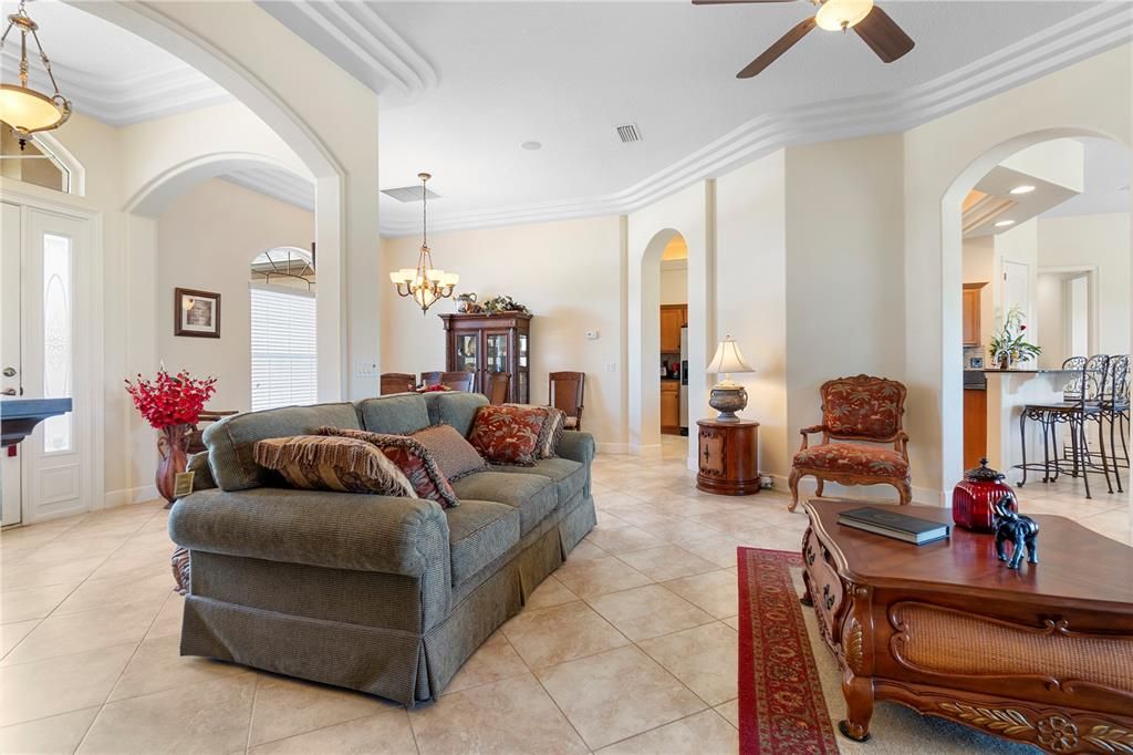 For Sale: $449,900 (3 beds, 2 baths, 2396 Square Feet)